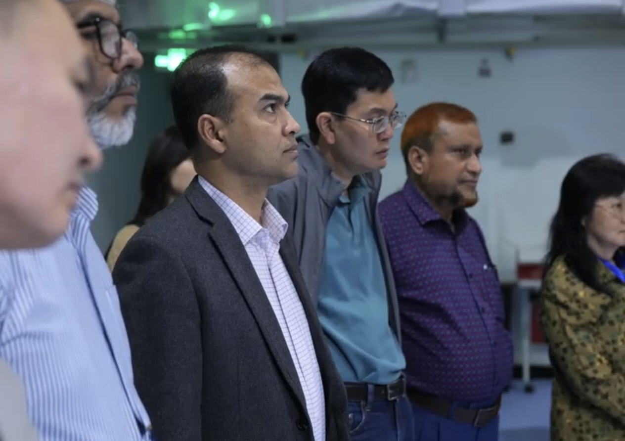 APSCO delegate visits HIT's SESRI