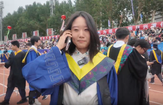 Touching moments at graduation ceremony: A call to most important person