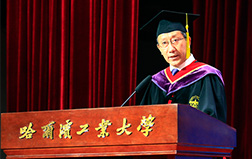 323 Students Get Doctoral Degree, Principal Zhou Yu Gives a Speech