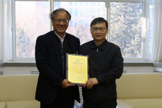 Academician Ding Wenjiang Talks about the Green Road to Material Development on“ Forum of Scientists”