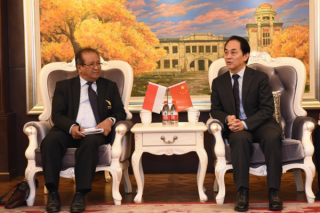 Vice-President Ren Nanqi Met with the President of Sumatra University of Technology of Indonesia