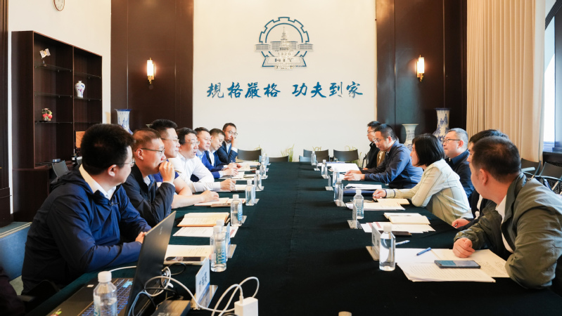 Director of CICS-CERT visits HIT 