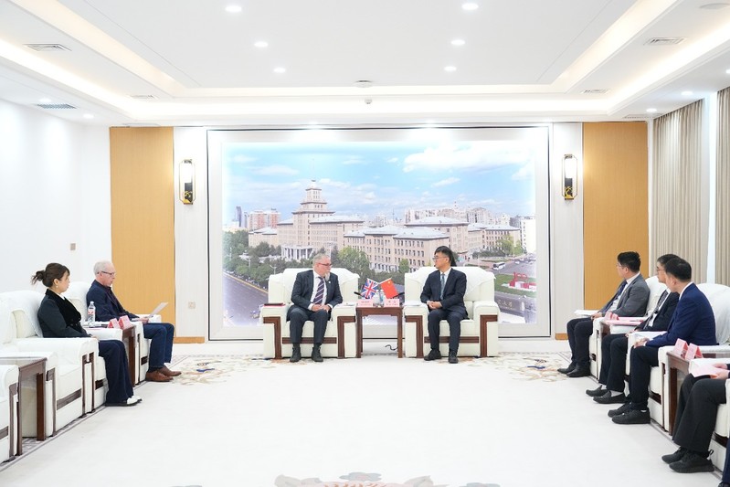 Richard Delbridge appointed HIT chair professor