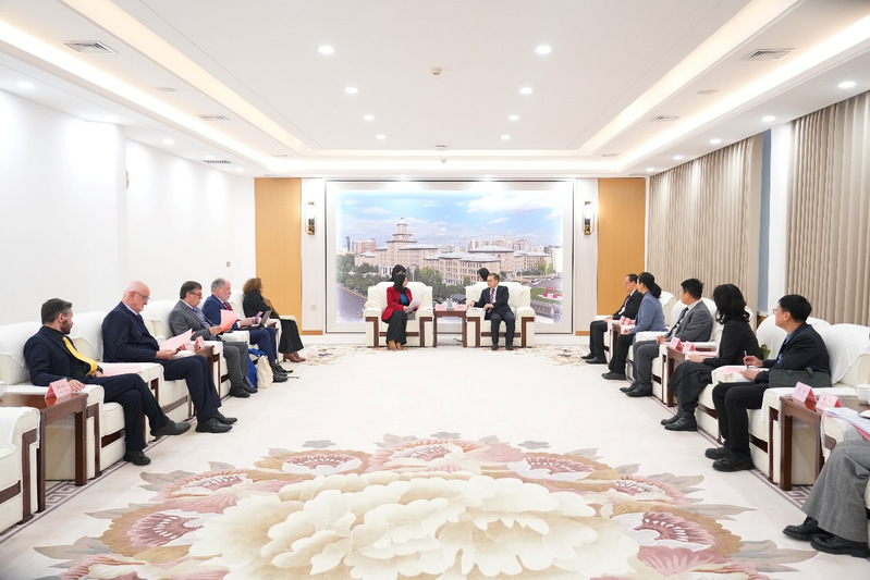 HIT President Han Jiecai meets with UNESP president